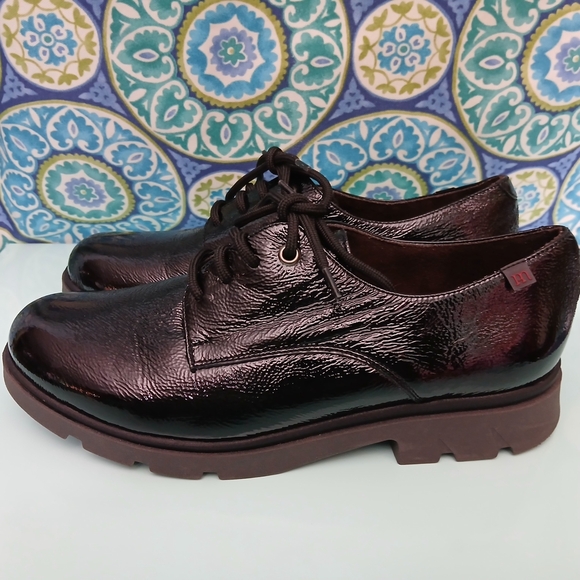 Pepe Menargues Molded Sole Patent Leather Loafers - Picture 4 of 6